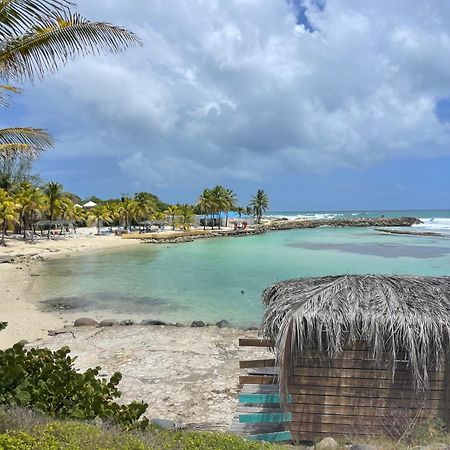 Ticarbets T2 - Résidence Manganao - En bord de Plage Saint-Francois  Extérieur photo