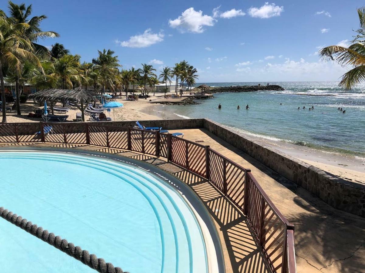 Ticarbets T2 - Résidence Manganao - En bord de Plage Saint-Francois  Extérieur photo